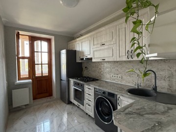Apartament cu 3 camere, 71m², G.Madan photo