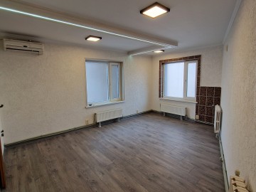 Universal, 20m², Kiev photo