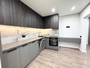 Apartament cu 3 camere, 85m², M.Spataru photo